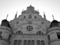 /album/a-r-c-h-i-t-e-c-t-u-r-e/druha-strana-ulice-jpg1/